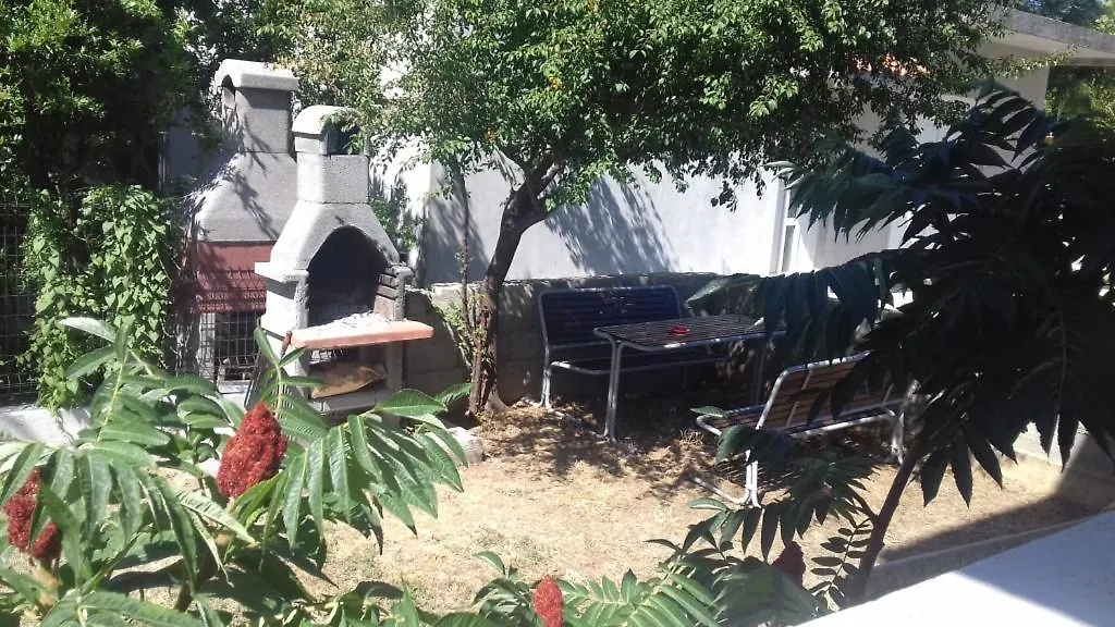 Apartment In Sukosan With Sea View, Terrace, Wi-Fi 0*,